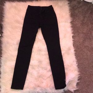 Black skinny jeans, refuge brand